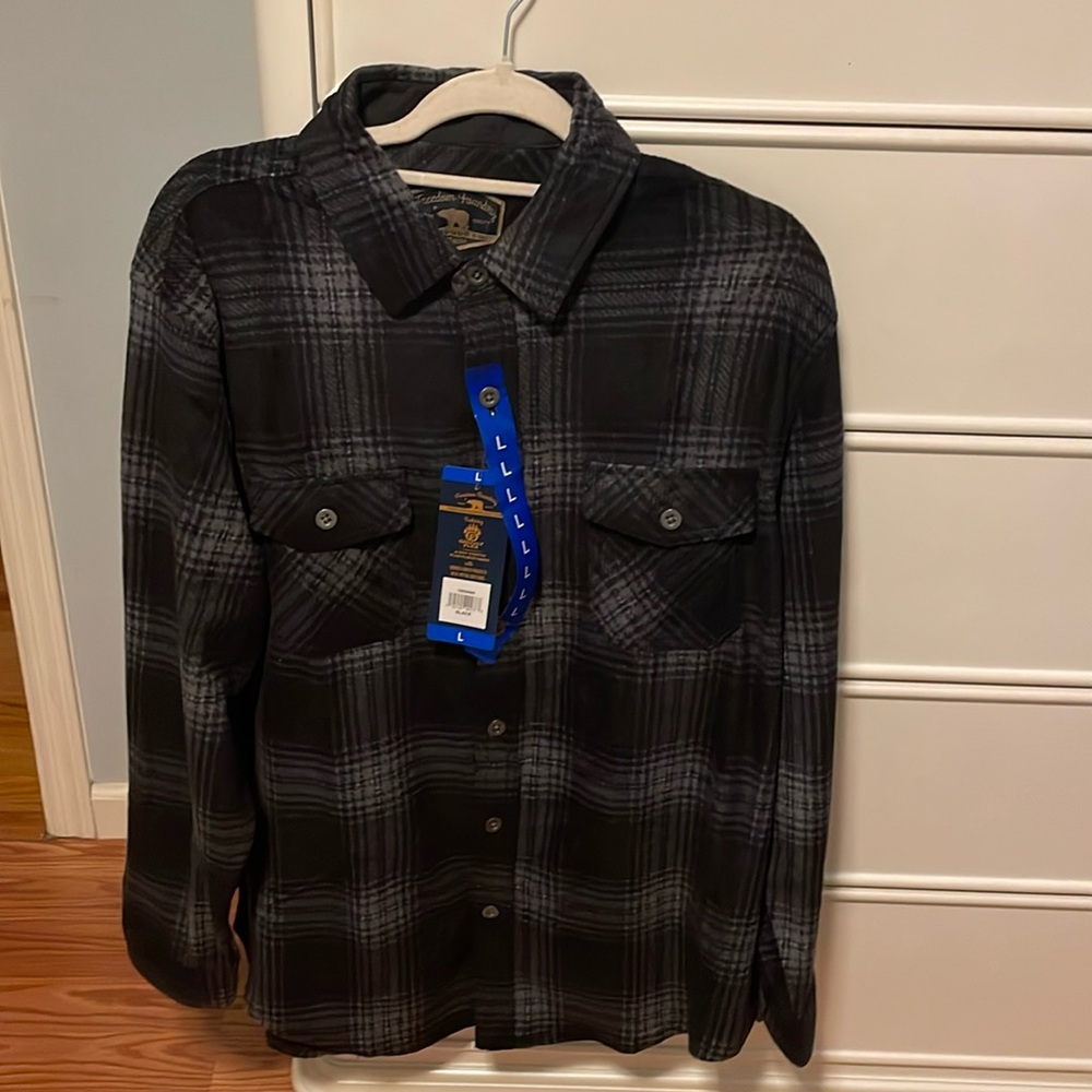 Men’s Freedom Foundry Button Down NWT